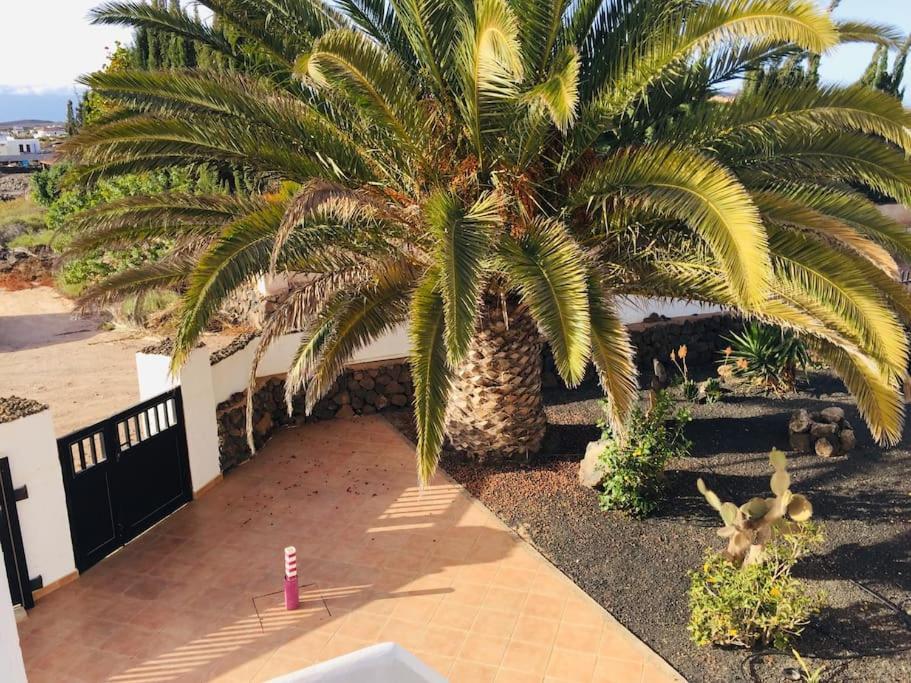 Casa Yukka Villa With Heated Pool Lajares Bagian luar foto