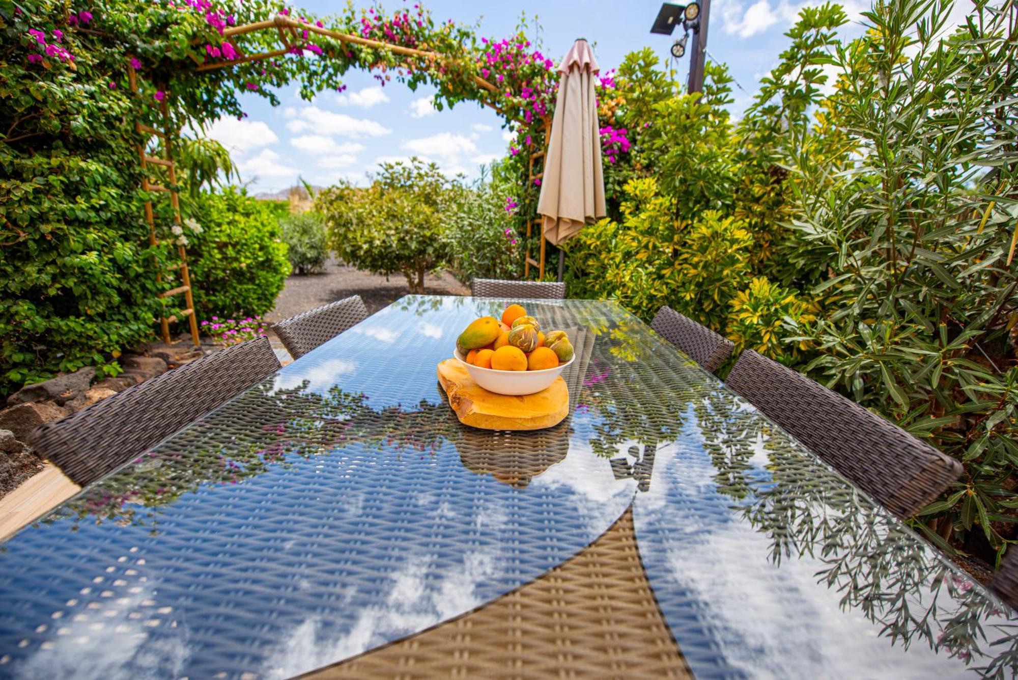 Casa Yukka Villa With Heated Pool Lajares Bagian luar foto